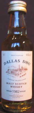 Dallas Dhu
single highland
malt scotch whisky
distilled 1982
40%