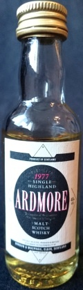 Ardmore
product of Scotland
distilled
1977
single highland
malt scotch whisky
40%