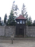 Halt ! Stoj ! - Osvienčim, Oświęcim, Auschwitz - koncentračný a vyhladzovací tábor