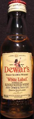 Dewar`s
finest scotch whisky
white label
blended scotch whisky
John Dewar & Sons Ltd.
40%