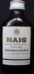 Haig
blended scotch whisky
gold label
John Haig & Co. Ltd.
Distillers Markinch, Scotland
40%