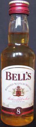Bell`s
blended scotch whisky
fine aged
aged 8 years
matured in oak casks
for a full flavour
finest blended scotch whisky
40%