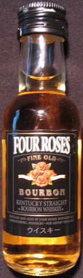 Four Roses
fine old
bourbon
Kentucky straight
bourbon whiskey
40%