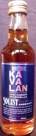Kavalan
single malt whisky
vinho barrique
Solist
cask strength
non chill-filtered, natural colour
ingredient: malted barley
product of Taiwan
produced and bottled by
King Car Kavalan Distillery 
57%