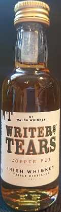 01 Walsh whiskey
Writers` Tears
Copper Pot
Irish whiskey
Tripple distilled
Distilled, matured and bottled in Ireland for Walsh Whiskey, Carlow, Ireland
product of Ireland
40%