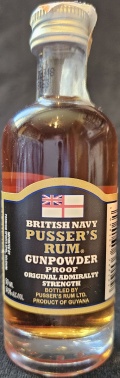 Pusser`s Rum
British Navy
Gunpowder
Proof
Original admiralty strength
Bottled by Pusser`s Rum Ltd.
Product of Guyana
Imported by Premium Spirit Sprl, Belgium
54,5%