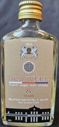 Old Well
Czech single malt whisky
8 years
Bourbon barrel No. 1 1st fill
Cask strength 57,8%
Established 2015
Destilérka Svach
Bourbon casks
Unikátní podíl ze sudu číslo 1, úplně prvního, který byl na Svachovce vyroben. Destilace proběhla v listopadu 2015, ještě z německého sladu. Část destilátu byla určena do soudku v Chabičovické prodejně, kde si ji whiskaři mohli sami naplnit do speciální láhve.
Waxwing s.r.o., Mirkovice, Česká republika
57,8%
