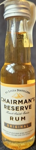 Chairman`s
Reserve
Finest Saint Lucia
Rum
Original
Saint Lucia Distillers
A marriage of matured rums distilled on coffey column and pot stills
Art of blending
Product of St. Lucia
4
bottled by: 1423 ApS, Denmark
40%
