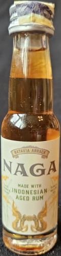 Naga
Made with
Indonesian
Aged rum
Batavia arrack
Java reserve
From the Motherland of Sugarcane
Distilled and aged in Java island
Product of Indonesia
22
bottled by: 1423 ApS, Denmark
40%