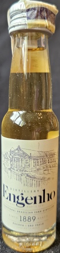 Engenho
Distillery
Traditional Brazilian Farm Distillery
Since 1889 Brazil
Mococa - São Paulo
Casa de Engenho
Product of Brazil
6
bottled by: 1423 ApS, Denmark
43%
