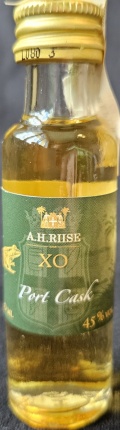 A.H.Riise
XO
Port Cask
2023/15
Superior spirit drink made from premium matured rum
45%