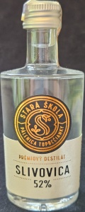 Slivovica
Stará Škola
Pálenica Topoľčianky
Prémiový destilát
vyrába a plní: Vinárske závody Topoľčianky
52%